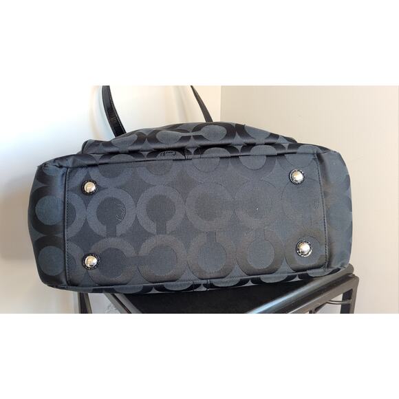 Coach Black Signature Sateen Diaper Bag With Pad Tote Bag Large A0969-13629 EUC - Picture 7 of 16
